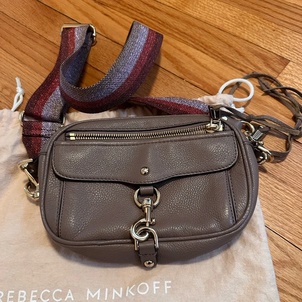 Rebecca Minkoff blythe guitar strap crossbody - Picture 5 of 5